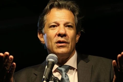 Pacote econômico anunciado por Haddad é uma 'decepção', afirmam especialistas