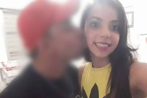 Grávida morre em ambulância após monitor cardíaco cair na cabeça dela