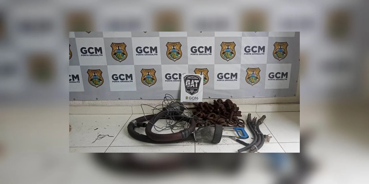 Homem é preso ao ser flagrado furtando fiação elétrica da Rumo, em PG
