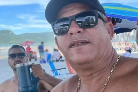 Vereador que votou aumento do próprio salário na praia diz; “Quero que se f*da, e que o povo vai tomar no c*”