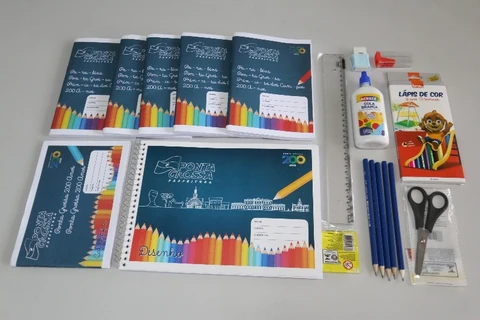 Mais de 31 mil crianças receberão material escolar grátis