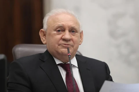 Por unanimidade, parlamentares reconduzem Traiano à presidência da Assembleia