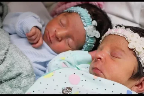 Gêmeas Maiara e Maraísa recebem alta de hospital