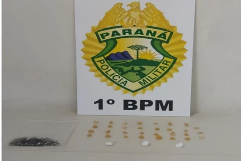 Individuo é preso suspeito de tráfico de drogas em bairro de PG