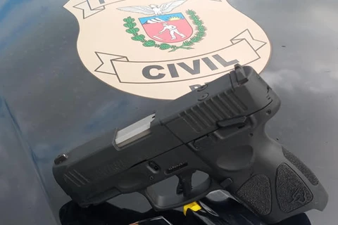 Polícia apreende arma de suspeito de ameaçar a própria mãe em Castro