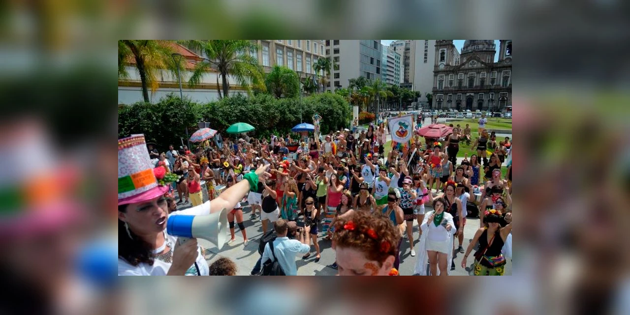 Quarta-feira de Cinzas ainda tem blocos nas ruas no Rio