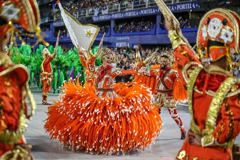 Imperatriz Leopoldinense é a campeã do Grupo Especial no Rio