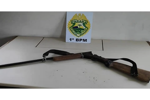 PM localiza arma de fogo após marido ameaçar esposa em PG