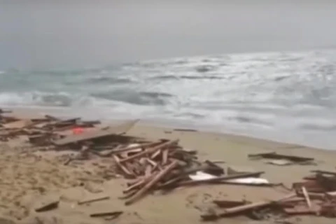 Sobe para 62 o número de mortos em naufrágio no sul da Itália