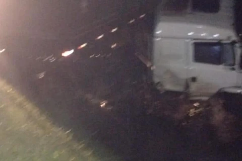 AGORA: Acidente  envolvendo caminhão interdita BR-373, em Guamiranga