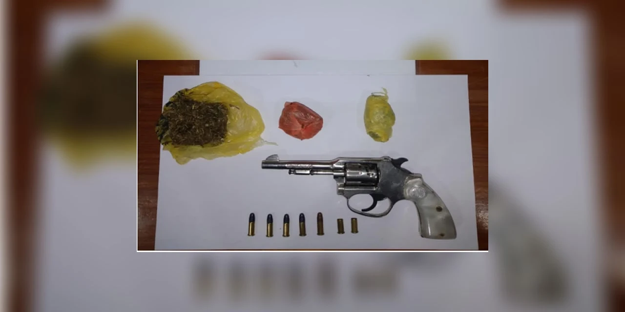 Homem é assassinado a tiros e suspeito do crime é preso, em Castro