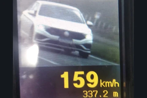 Carro é flagrado a 159 km por hora na Presidente Kennedy em PG