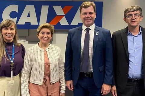 Prefeita Elizabeth apresenta PPP de Iluminação Pública a investidores, em Brasília