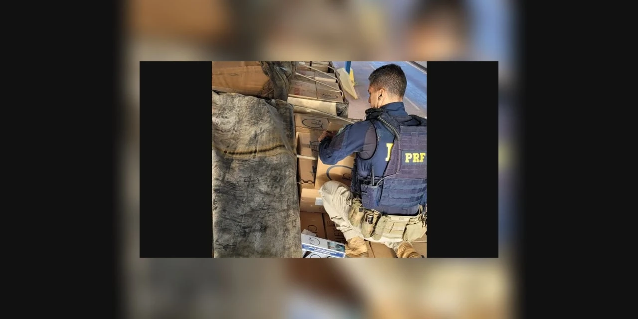 Emocionado, dono de caminhão agredece PRF por ter caminhão recuperado; ouça!