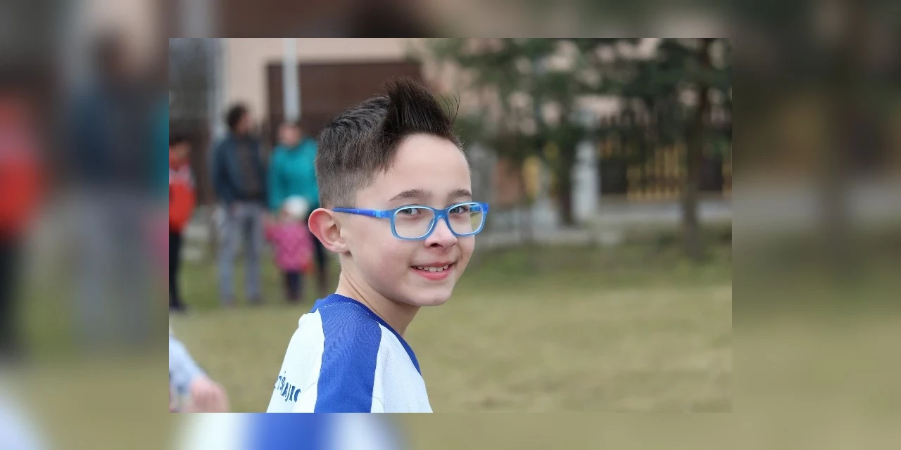 Secretária da Familia por meio de parcerias oferece óculos de grau gratuitos para a população de PG