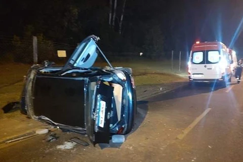 Capotamento faz uma vitima fatal no Contorno, em PG