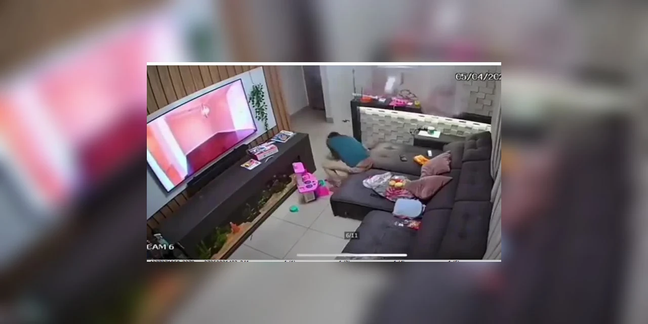 Vídeo mostra explosão de panela de pressão; pai protege criança; assista!