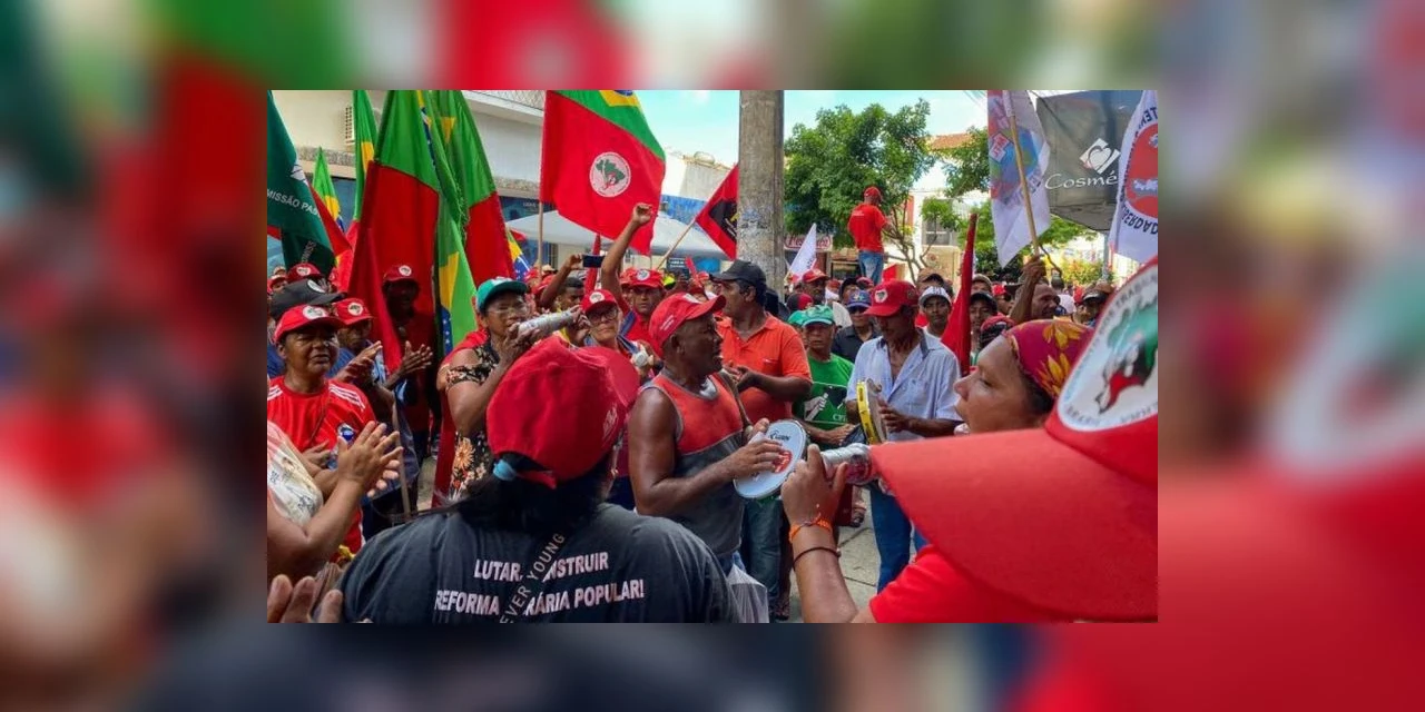 MST e movimentos sociais ocupam sede do Incra em Alagoas
