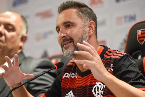 Vítor Pereira é demitido do Flamengo;  Jorge Jesus e Sampaoli são cotados