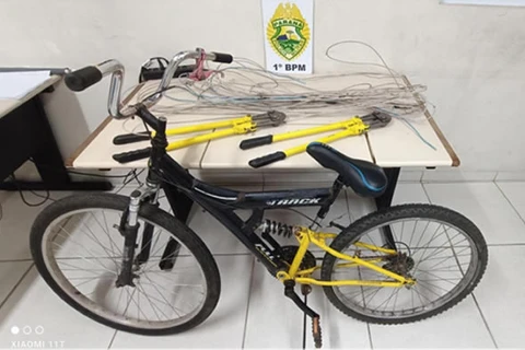 Homem é preso suspeito de furtar fiação, em Ponta Grossa