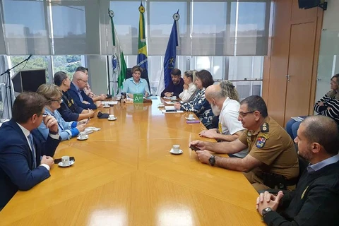 Prefeitura, forças de segurança e Justiça reforçam proteção escolar