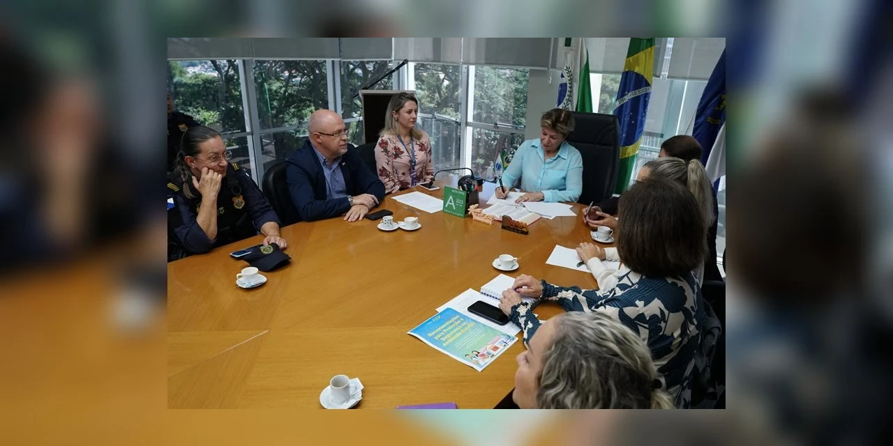 Prefeita Elizabeth anuncia contratação de 100 Guardas Municipais e 80 Assistentes de Educação