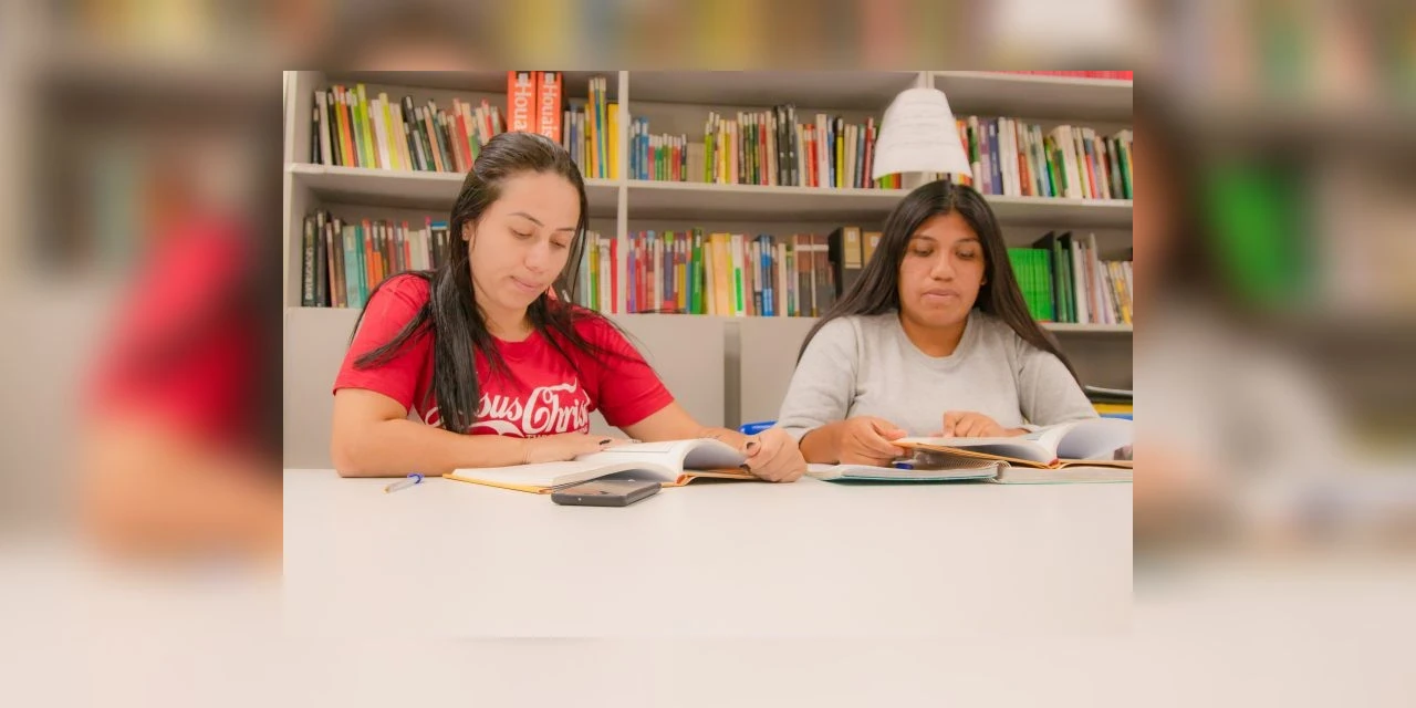 Alunas indígenas da UEPG contam com orgulho trajetória na universidade