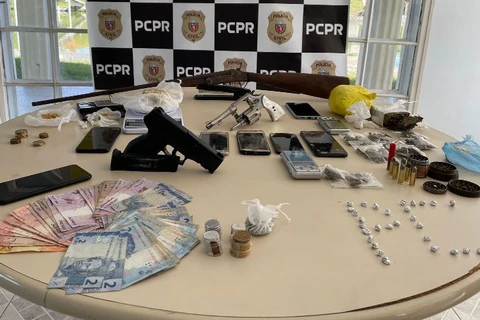 Operação da Polícia Civil mira tráfico de drogas em Carambeí