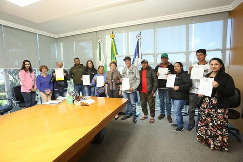 Prefeitura realiza o sonho de mais famílias com a regularização de imóveis