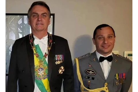 PF prende Coronel Mauro Cid Barbosa e faz buscas na casa de Bolsonaro