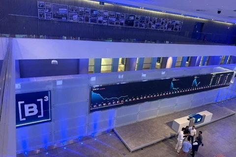 Empresas interessadas na PPP da Iluminação Pública se apresentam na Bolsa de Valores de São Paulo