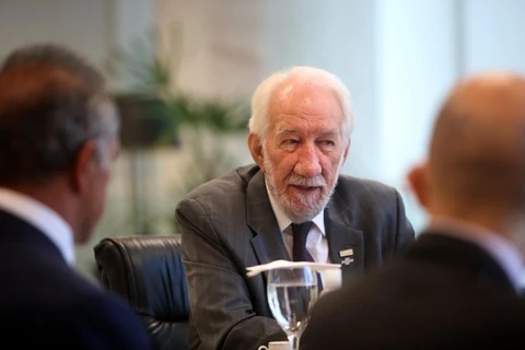 Ratinho Jr viaja para Estados Unidos e Portugal; Darci Piana assume o Governo até dia 16