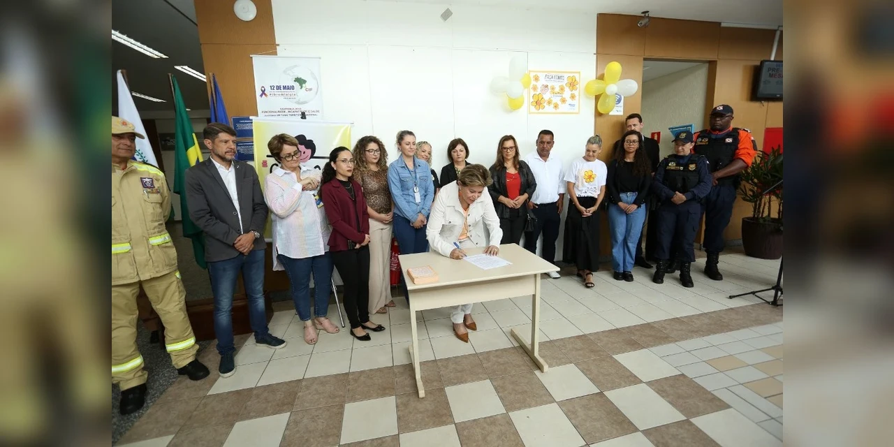 Assinatura de decreto abre oficialmente a Semana de Enfrentamento à Violência Contra Crianças e Adolescentes