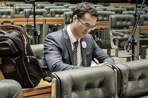 TSE cassa mandato do deputado federal Deltan Dallagnol