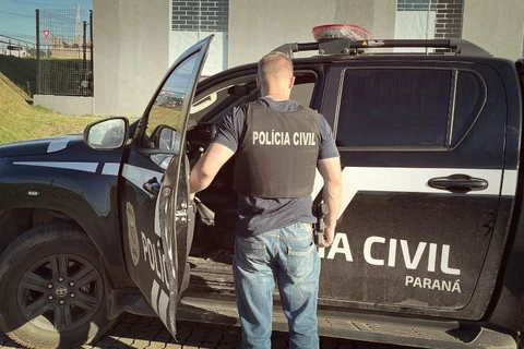 Polícia Civil prende homem acusado de ameaçar irmã de morte, em Castro