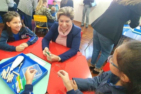 Escolas de PG se voltam à tecnologia, com 15 Laboratórios de Aprendizagem