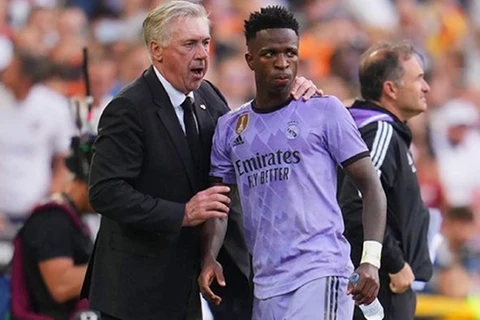 Técnico do Real Madrid Carlo Ancelotti quer ações enérgicas contra racismo em estádios da Espanha