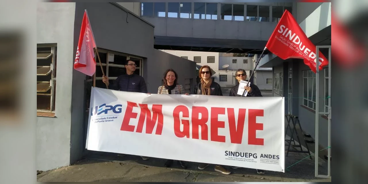 Agenda de greve mobiliza docentes da UEPG