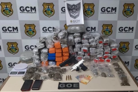 GCM apreende quase 50Kg de drogas com suspeito de tráfico, em Ponta Grossa