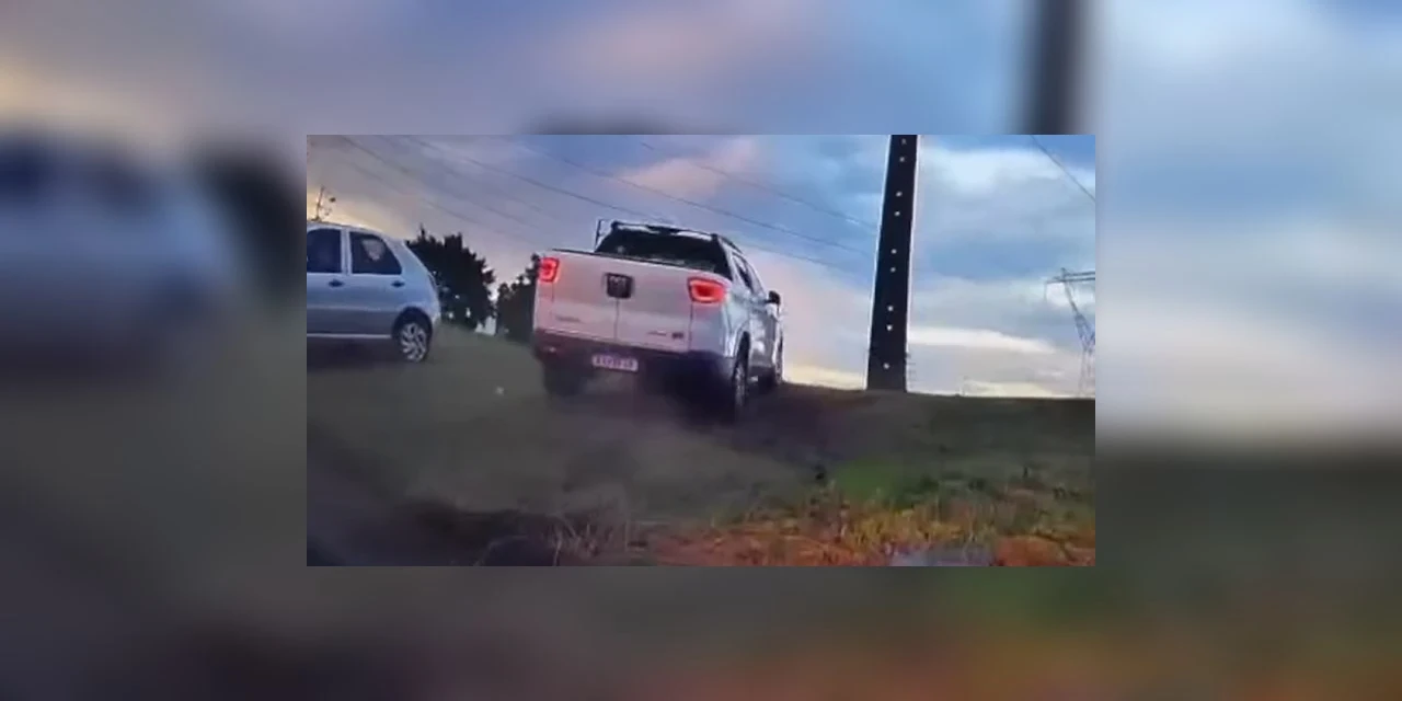 Vídeo mostra perseguição da PRF a caminhonete roubada carregada com 400Kg de maconha