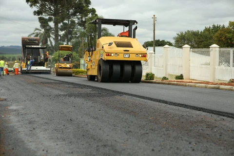 Obras do Programa Asfalto Novo PG avançam no Jardim Santa Luiza