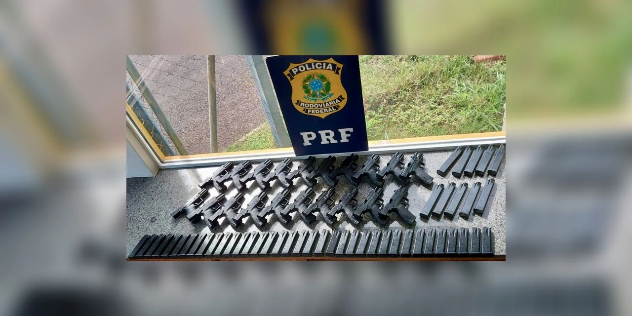PRF prende casal com 20 pistolas turcas no Paraná; assista o video!
