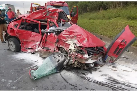 Câmera instalada em caminhão flagra acidente que matou motorista na RMC