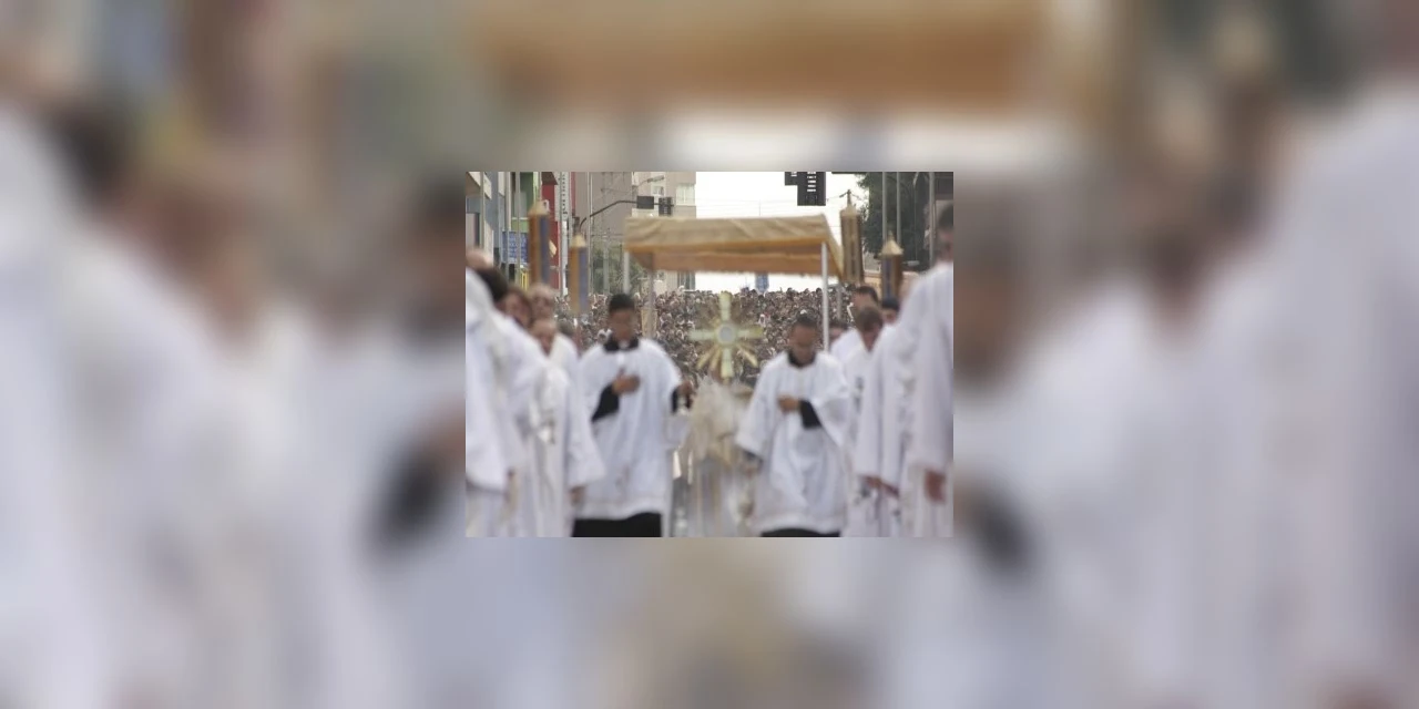 Prefeitura informa sobre alterações no trânsito durante a celebração de Corpus Christi