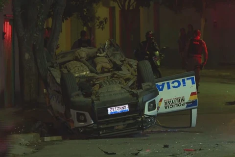 Policial militar morre após viatura bater e capotar durante perseguição