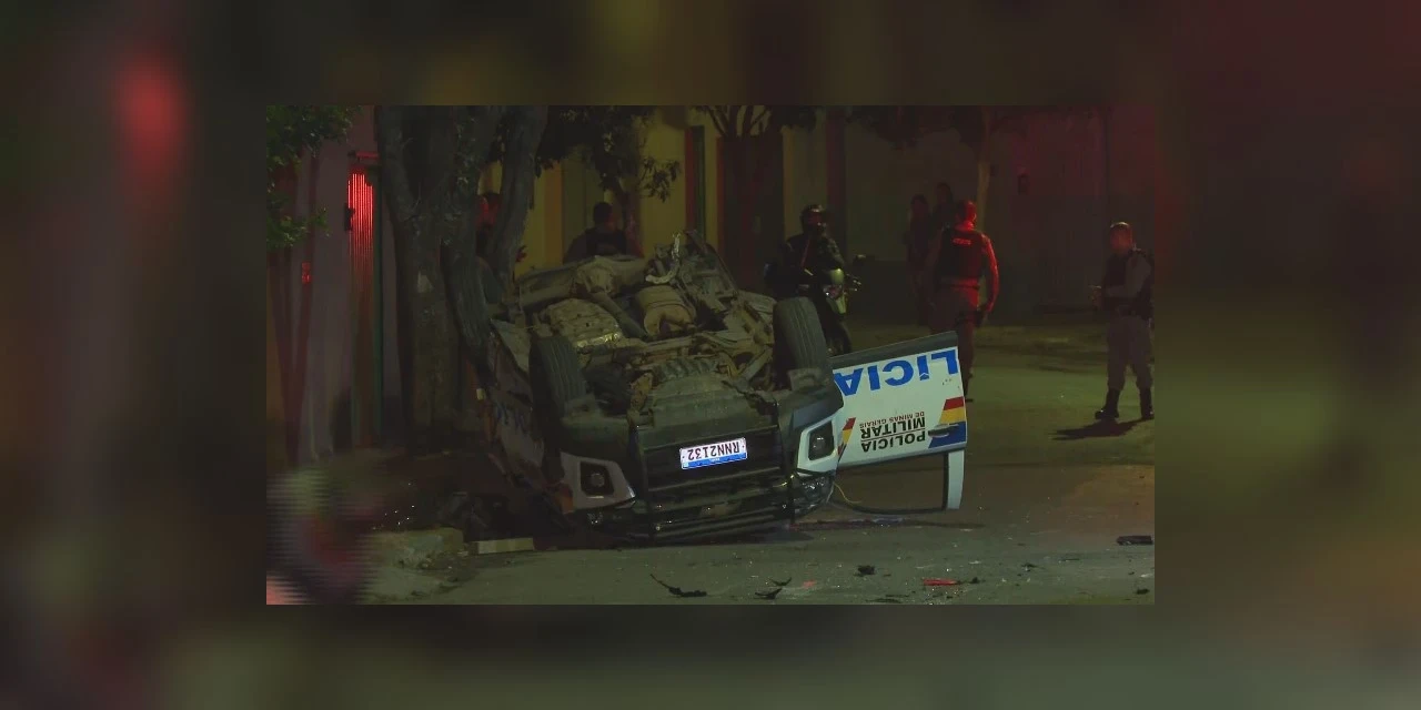 Policial militar morre após viatura bater e capotar durante perseguição