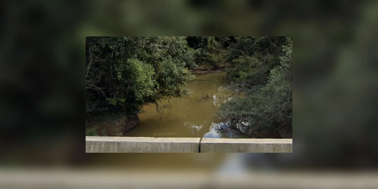 Mulher nua é encontrada morta em rio de Teixeira Soares