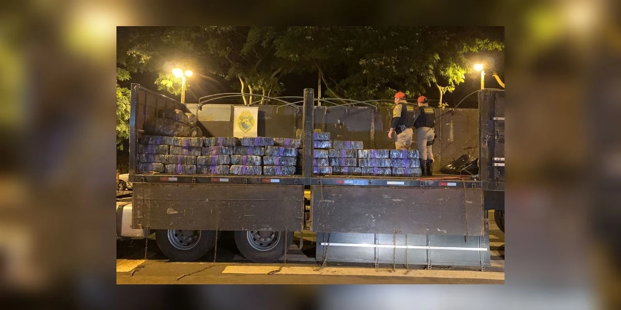 Polícia Militar apreende mais de quatro toneladas de drogas no PR