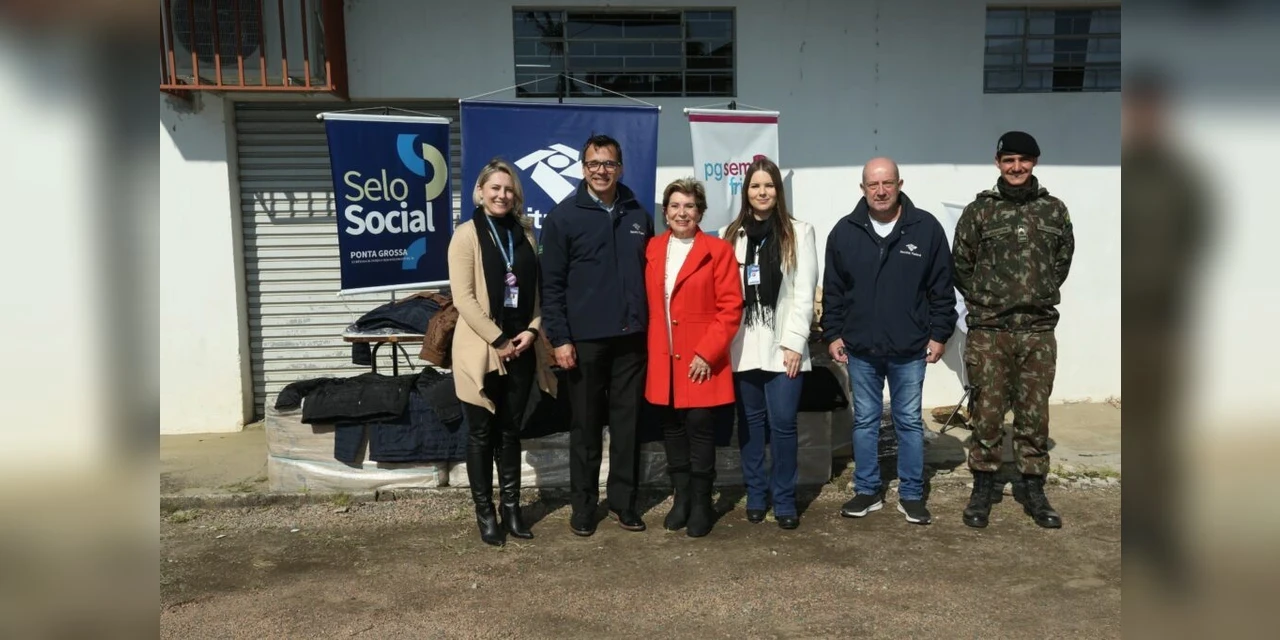 Campanha PG Sem Frio recebe 11 mil jaquetas doadas pela Receita Federal