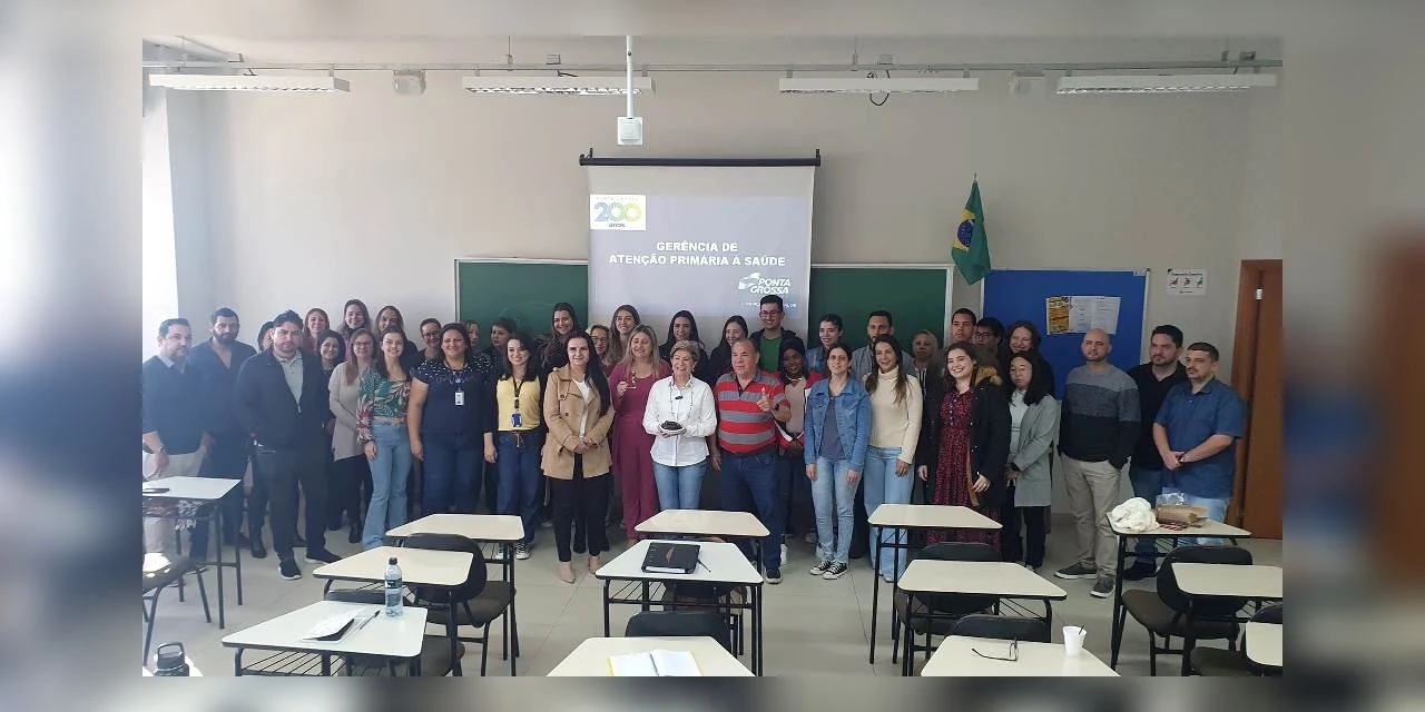 Prefeita Elizabeth recebe novos profissionais do Programa Mais Médicos